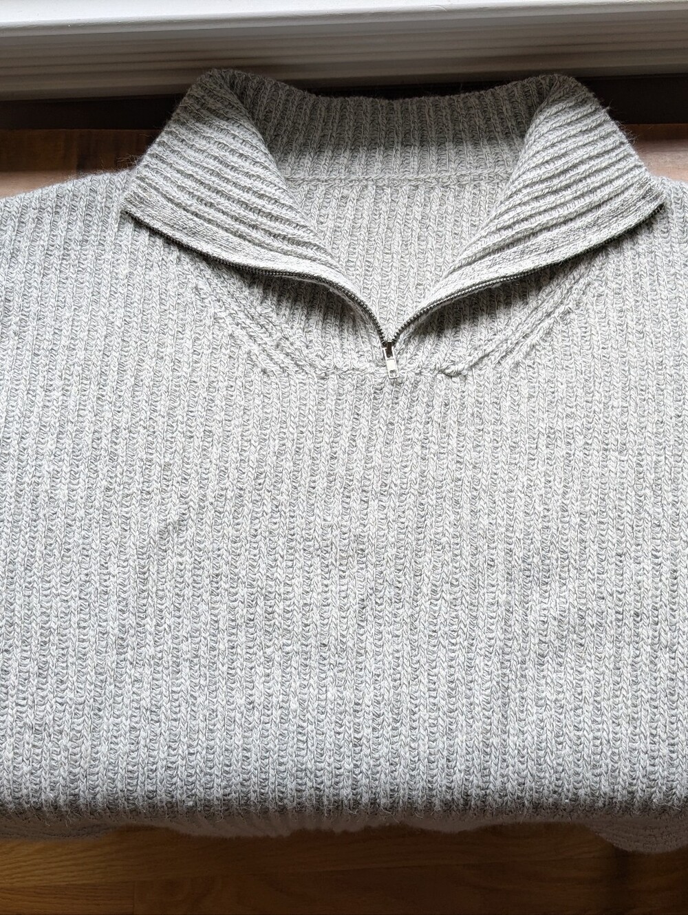 Men's Vintage Half-Zip Ribbed Sweater in Light Gray - Picture 4 of 5